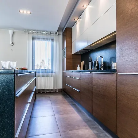 Villa 64 *